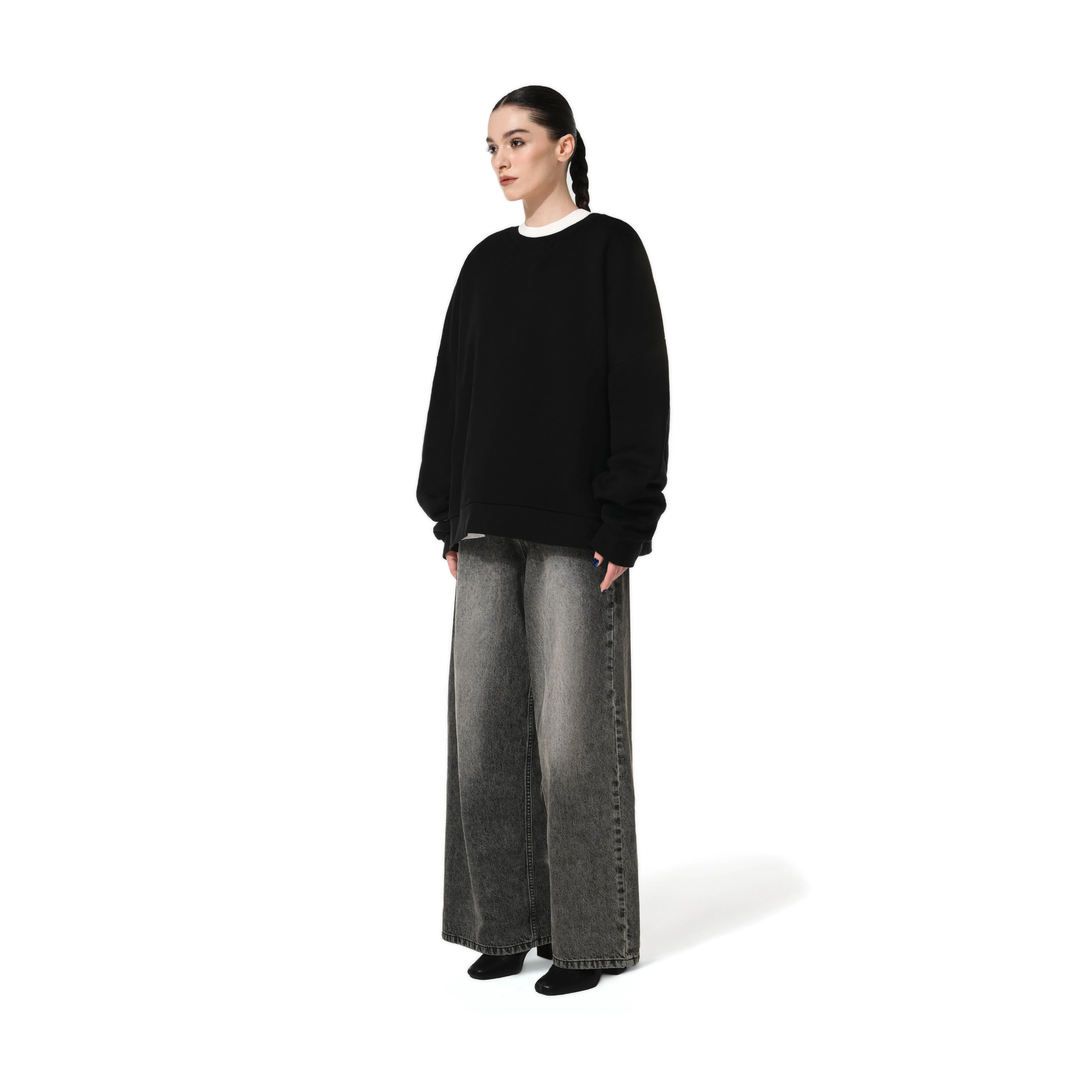 BLACK JUMPER