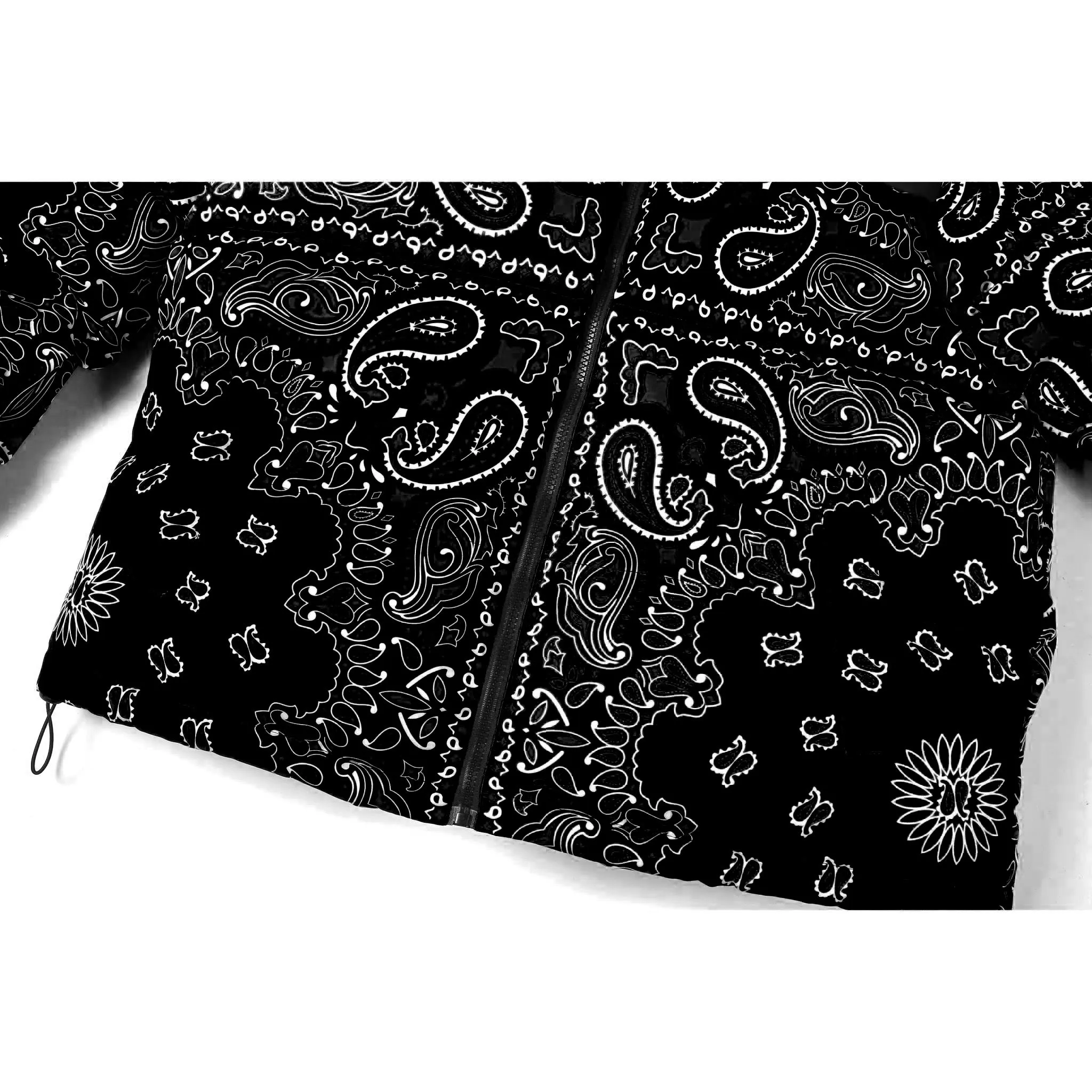 LE1 | Black Paisley Puffer