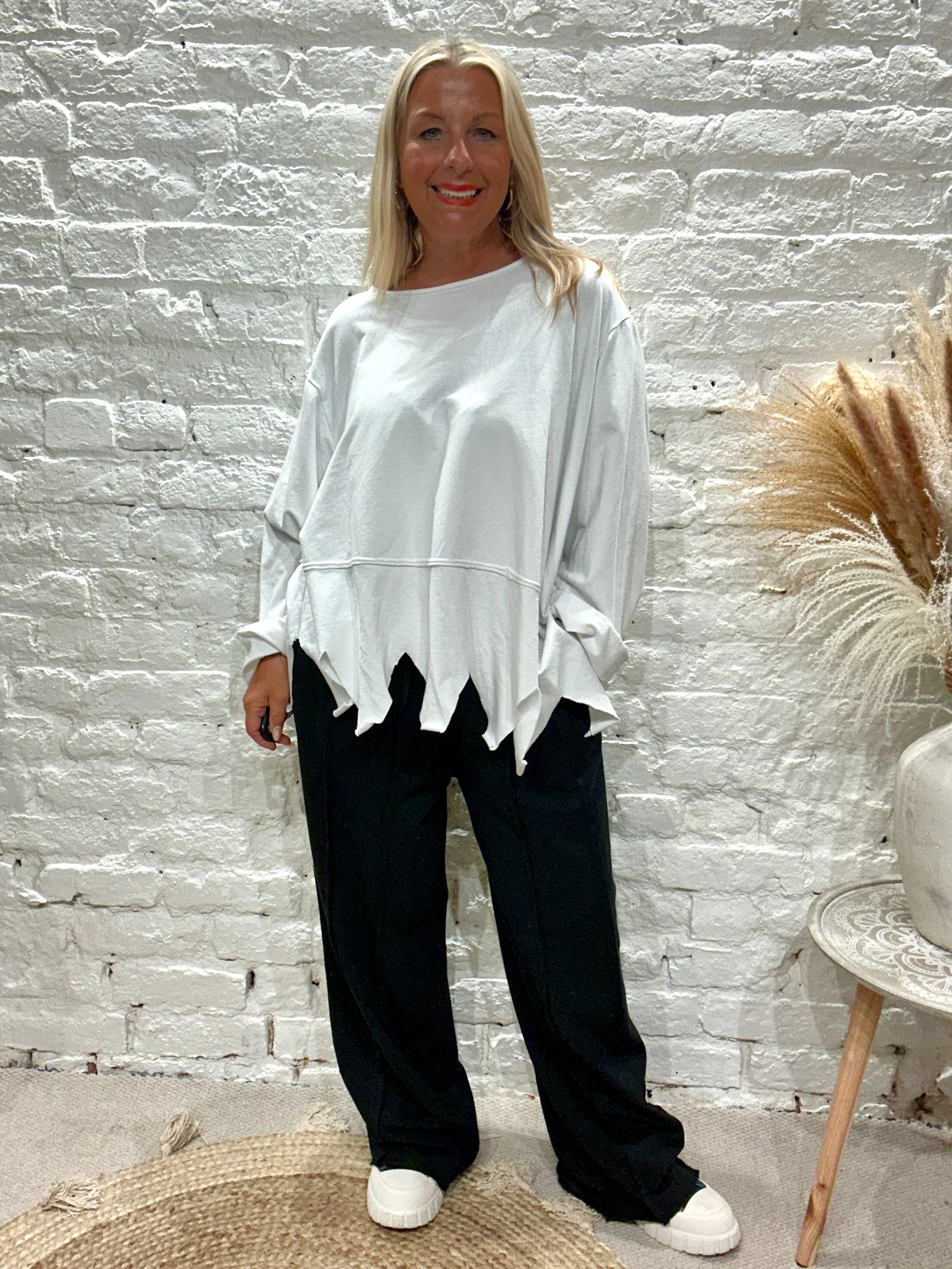 Made in Italy  Pinking Oversized lounge Sweat Top With Zig Zag Bottom